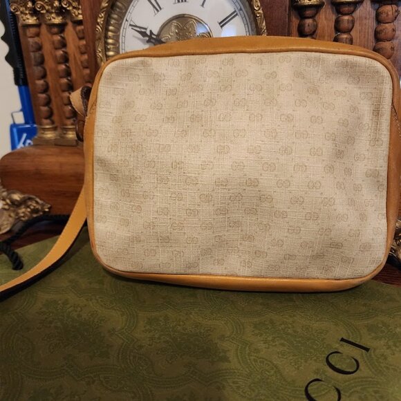 Gucci Cream GG Monogram Bag - Picture 7 of 15